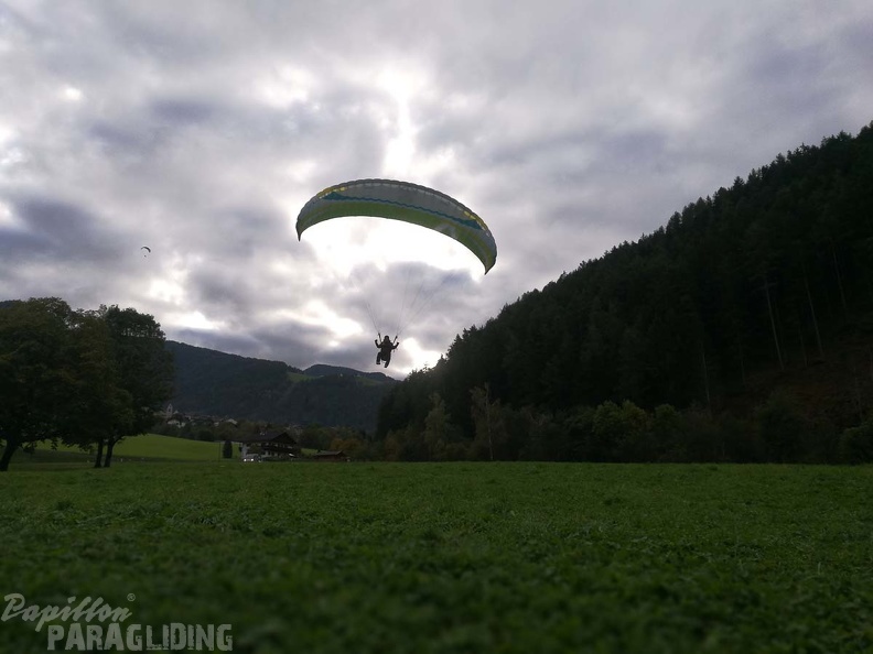 DH41.18_Luesen-Paragliding-160.jpg