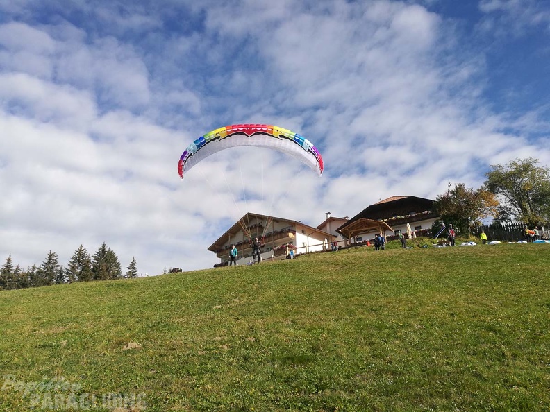 DH41.18_Luesen-Paragliding-330.jpg