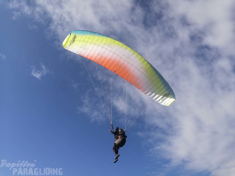 DH41.18 Luesen-Paragliding-362