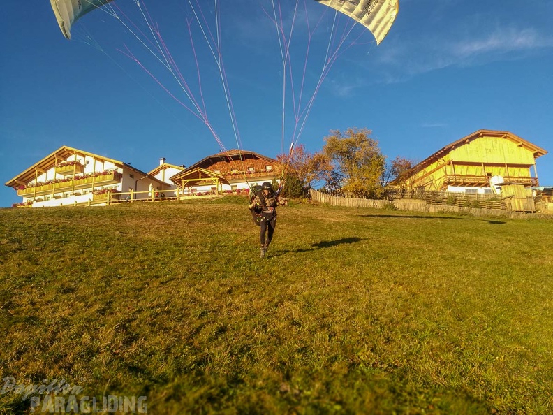 DH43.18_Luesen-Paragliding-309.jpg