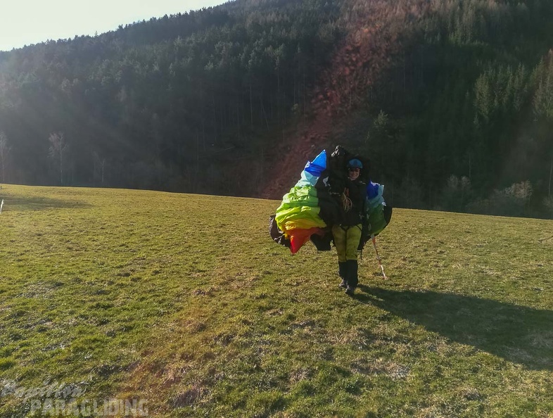 DH13.19_Luesen-Paragliding-145.jpg