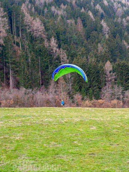 DH13.19_Luesen-Paragliding-193.jpg