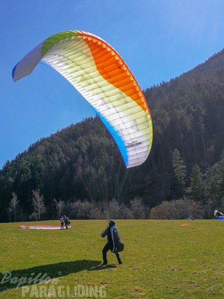 DH13.19_Luesen-Paragliding-213.jpg