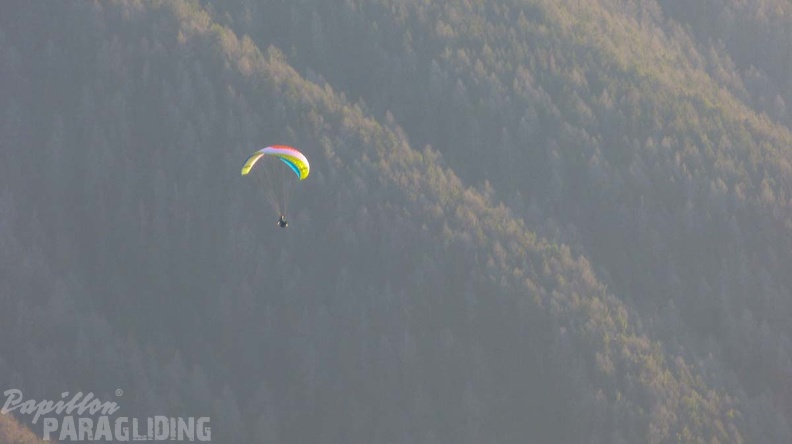 DH13.19_Luesen-Paragliding-306.jpg