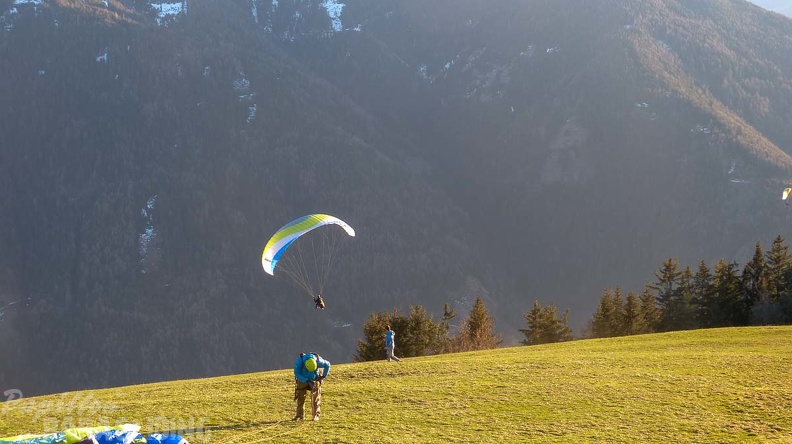 DH13.19_Luesen-Paragliding-314.jpg
