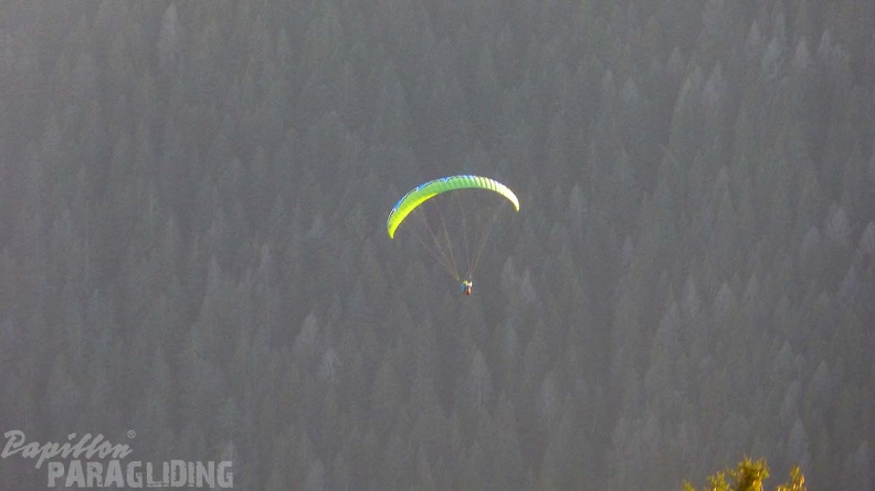 DH13.19_Luesen-Paragliding-321.jpg