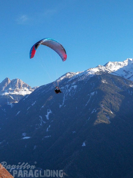 DH13.19_Luesen-Paragliding-355.jpg
