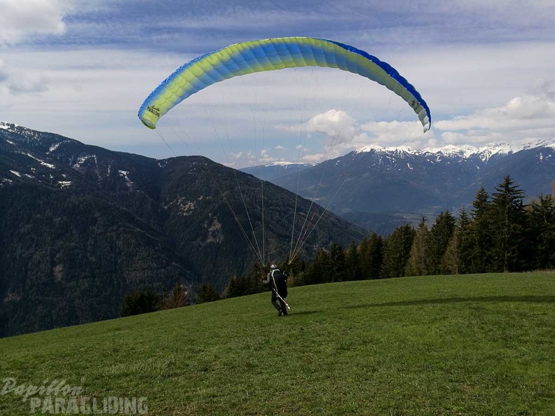 DH15.19 Luesen-Paragliding-167