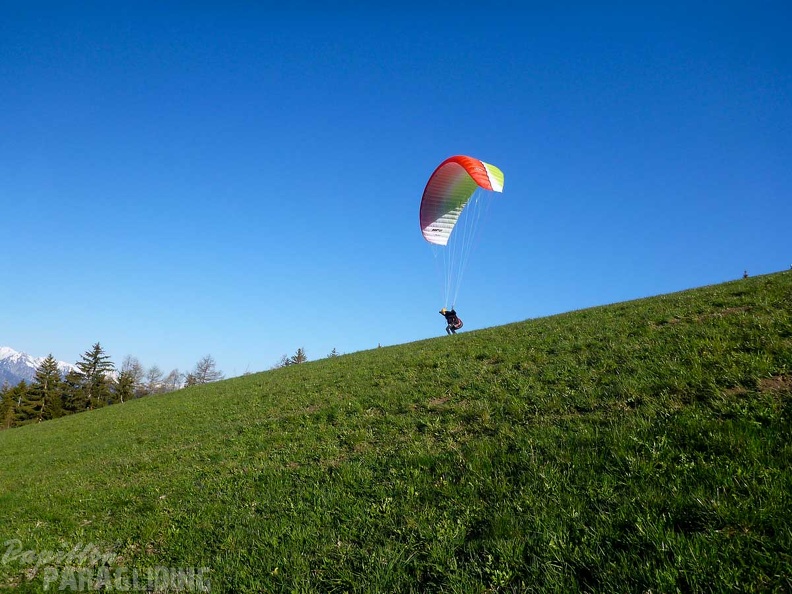 DH15.19 Luesen-Paragliding-255