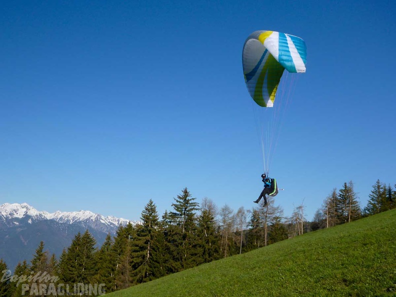 DH15.19 Luesen-Paragliding-276
