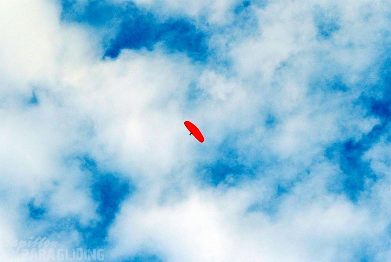 Luesen Paragliding NG-1036