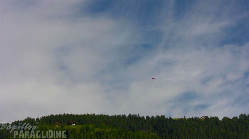 Luesen Paragliding NG-1047