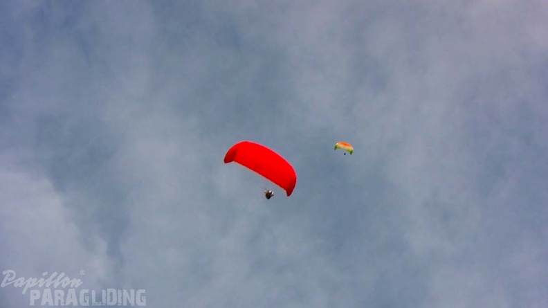 Luesen Paragliding NG-1076