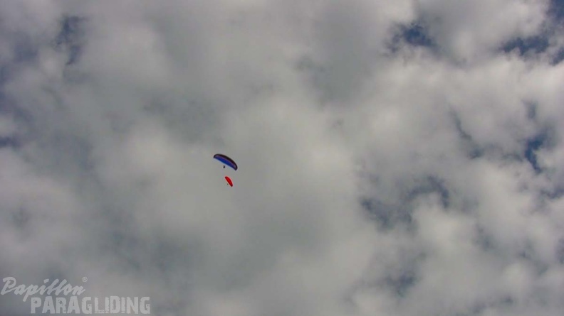 Luesen Paragliding NG-1098