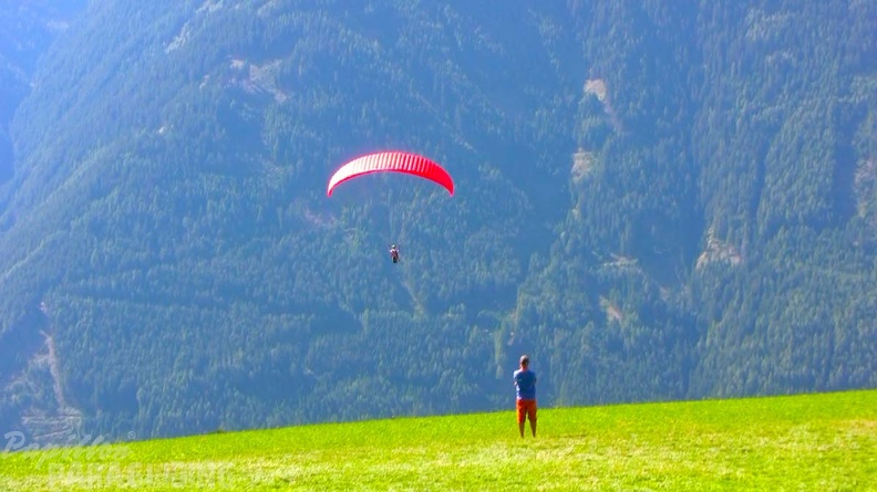 Luesen Paragliding NG-1133