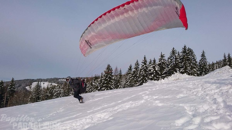 DH52.19 Luesen-Paragliding-Winter-157