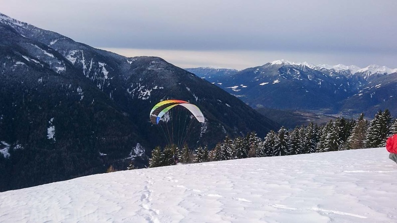 DH52.19 Luesen-Paragliding-Winter-163