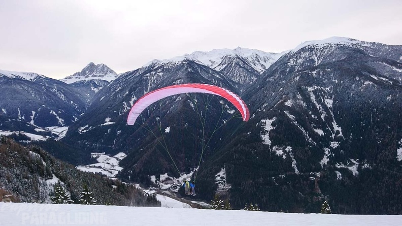 DH52.19 Luesen-Paragliding-Winter-186