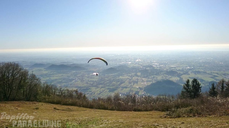 DH52.19 Luesen-Paragliding-Winter-240