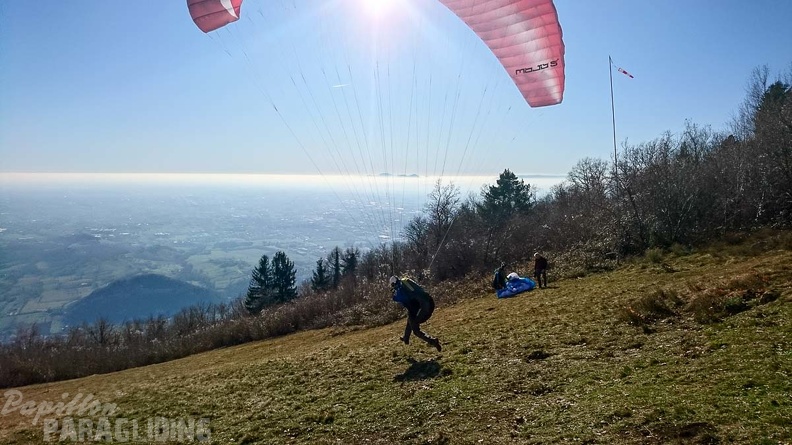 DH52.19 Luesen-Paragliding-Winter-284