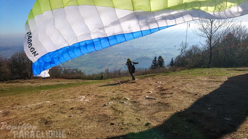 DH52.19 Luesen-Paragliding-Winter-293