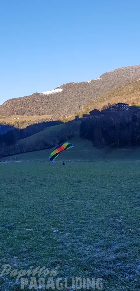 DH52.19_Luesen-Paragliding-Winter-380.jpg
