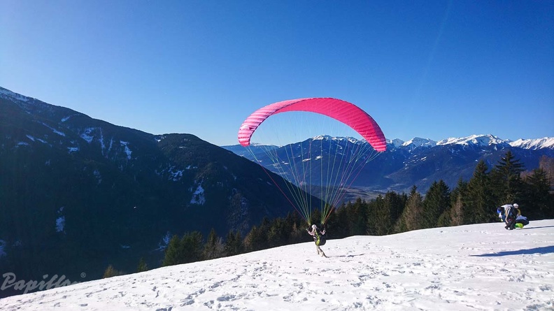DH1.20 Luesen-Paragliding-Winter-193