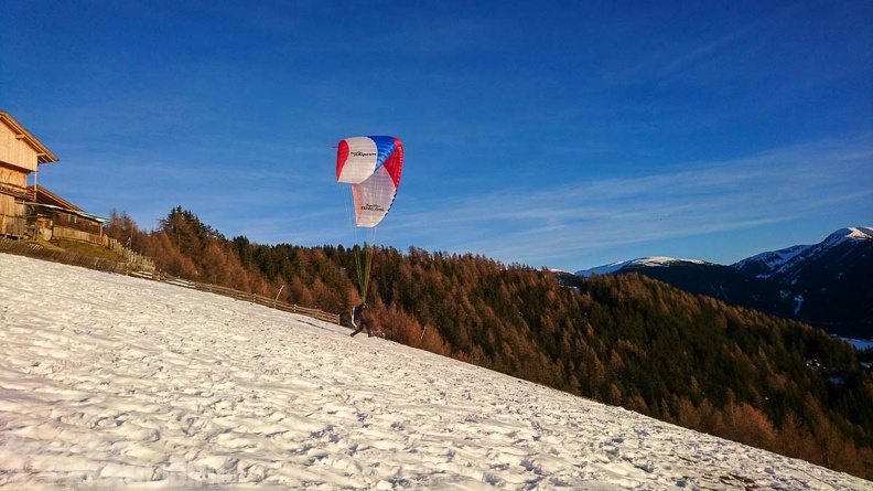 DH1.20 Luesen-Paragliding-Winter-275