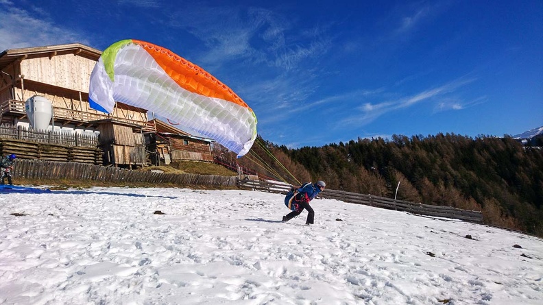DH1.20 Luesen-Paragliding-Winter-292