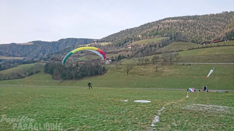 DH1.20 Luesen-Paragliding-Winter-298