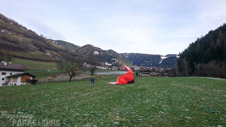 DH1.20 Luesen-Paragliding-Winter-300
