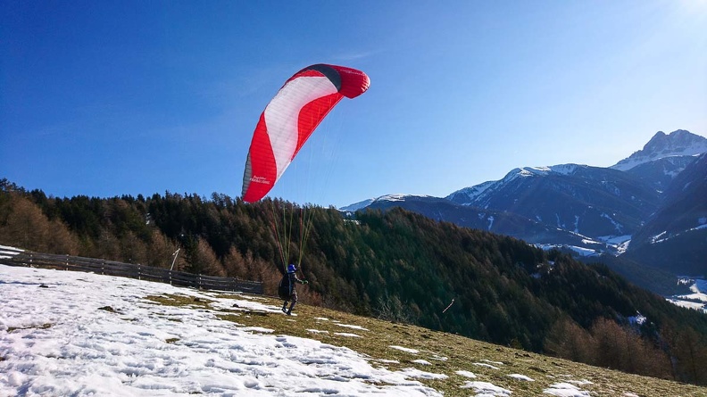 DH1.20 Luesen-Paragliding-Winter-393