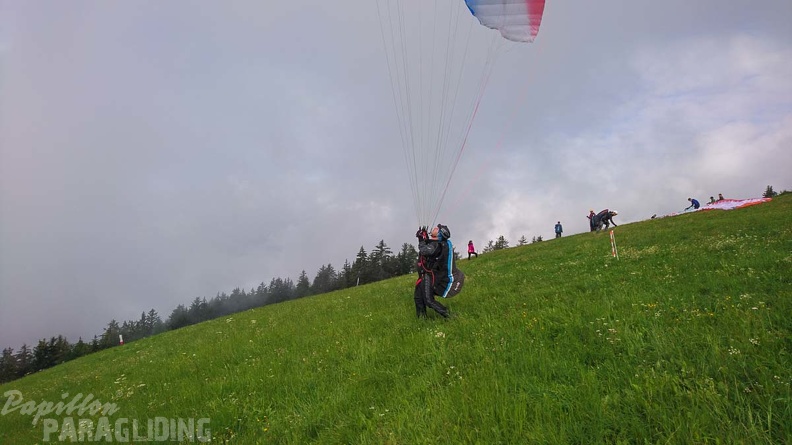 DH29.20 Luesen-Paragliding-201