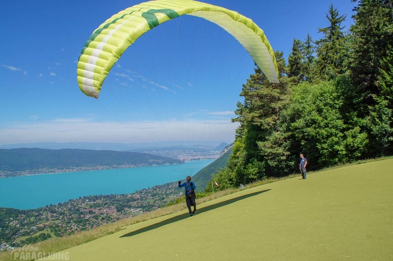 Annecy Papillon-Paragliding-109