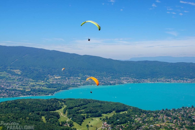 Annecy Papillon-Paragliding-121