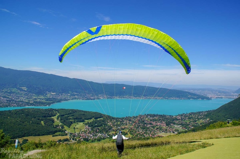 Annecy Papillon-Paragliding-134