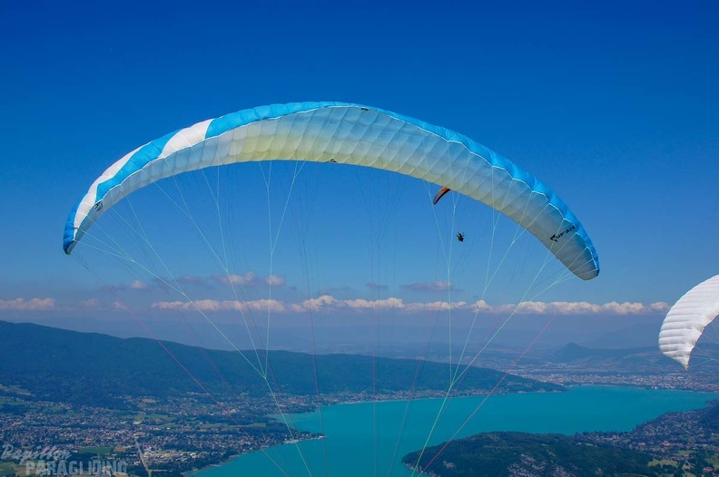 Annecy Papillon-Paragliding-184