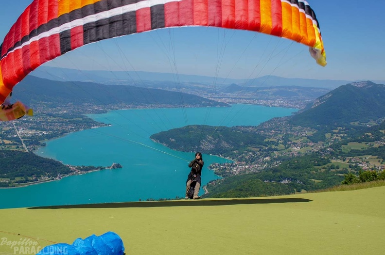 Annecy Papillon-Paragliding-296