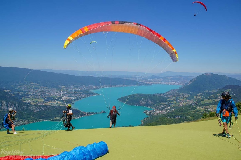 Annecy Papillon-Paragliding-297