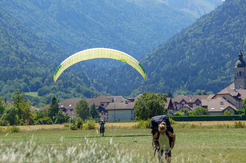 Annecy Papillon-Paragliding-355
