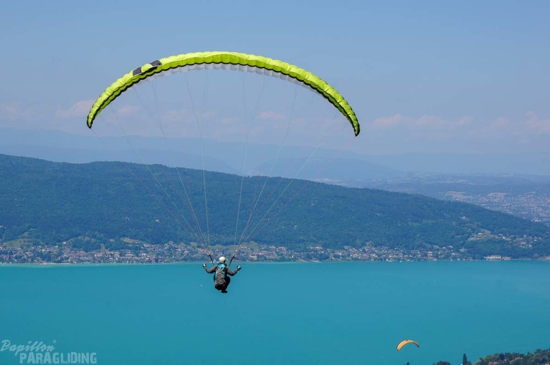 Annecy_Papillon-Paragliding-405.jpg