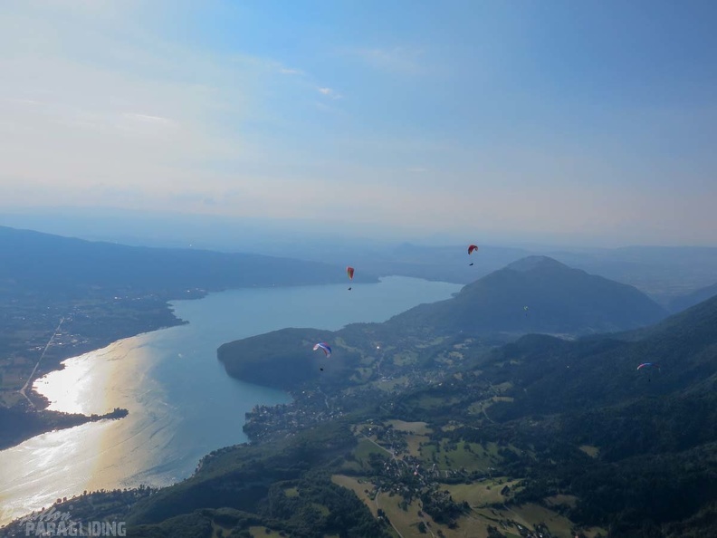 Annecy Papillon-Paragliding-472
