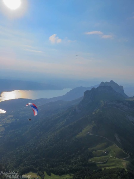 Annecy_Papillon-Paragliding-504.jpg