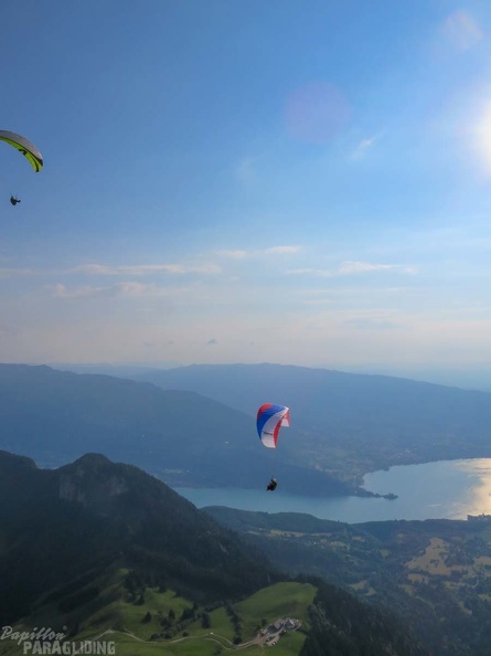 Annecy Papillon-Paragliding-513
