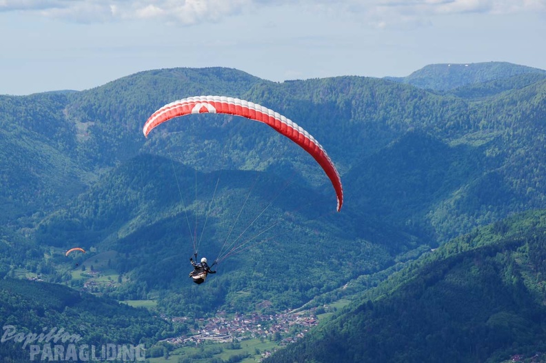 FE21.17_Vogesen-Paragliding-141.jpg