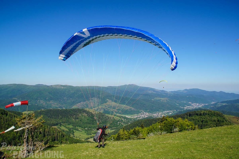 FE21.17_Vogesen-Paragliding-386.jpg