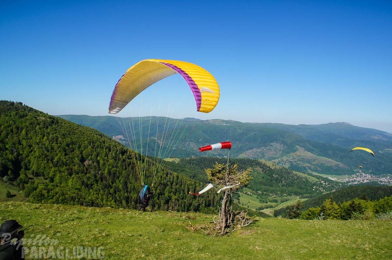 FE21.17_Vogesen-Paragliding-387.jpg