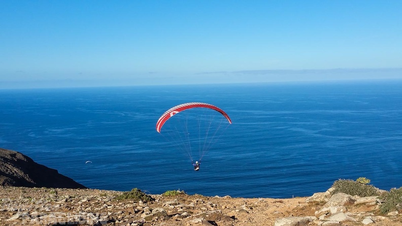 lanzarote-paragliding-480