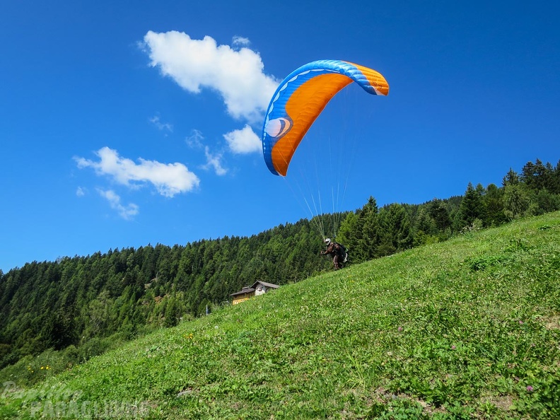 FL36.16-Paragliding-1143