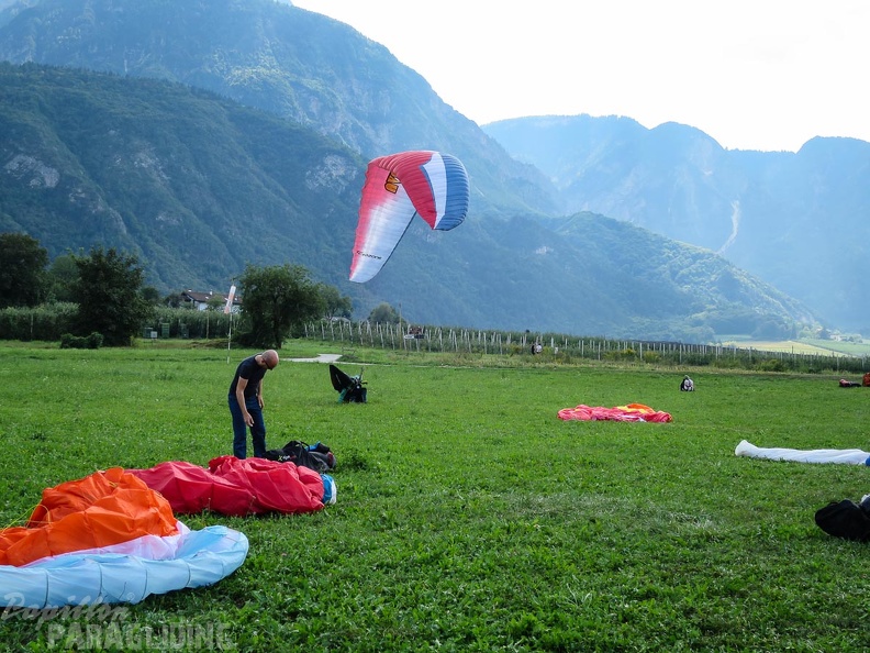 FL36.16-Paragliding-1240